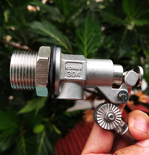 Van phao inox làm kín bằng côn